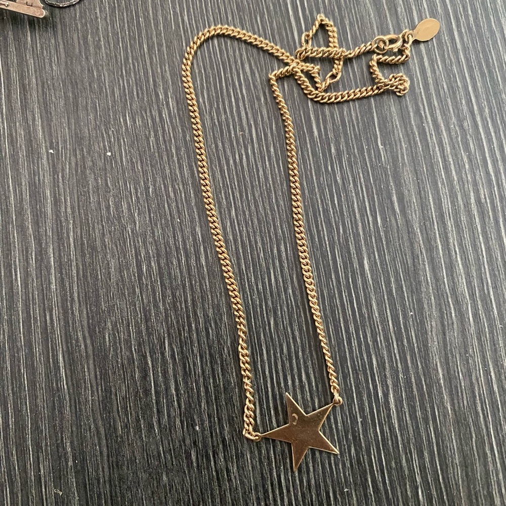 Avon Gold Star Pendant Necklace